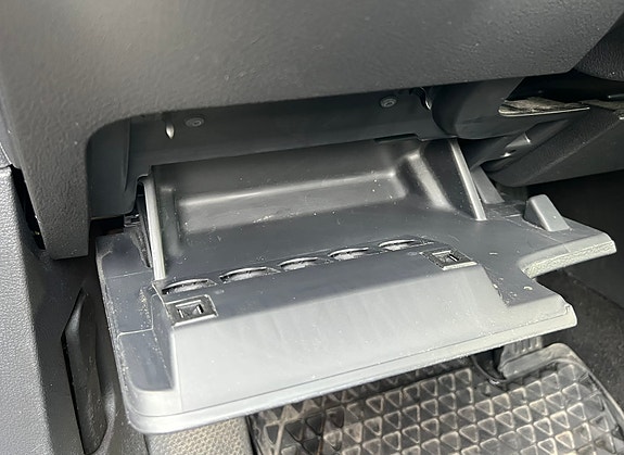 Volkswagen Golf Plus 16 of 26