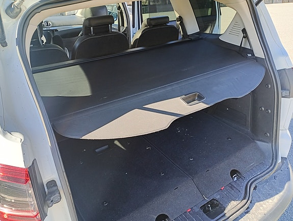 Ford S-MAX 8 of 16