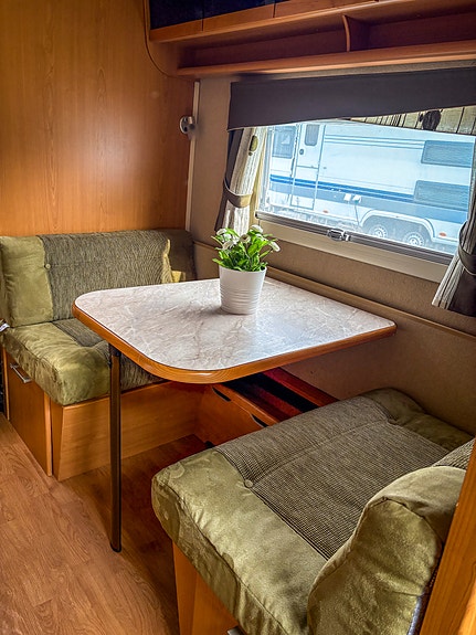 KABE Royal 780 BGXL på fast plass Ådneram camping 14 of 30