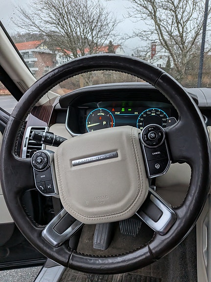 Land Rover Range Rover 20 of 30