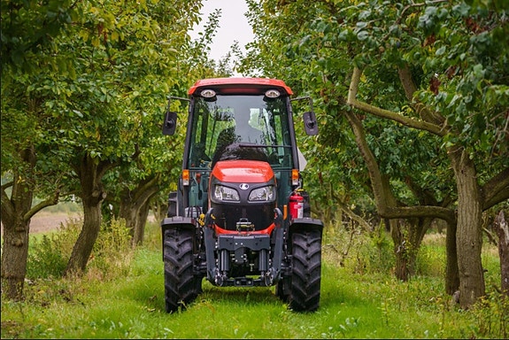 Kubota M5072 Narrow