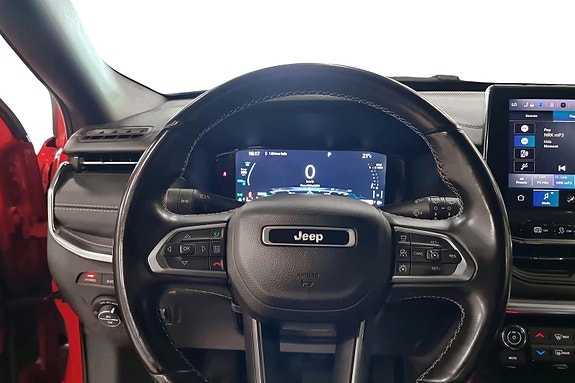 Jeep Compass 9 of 24