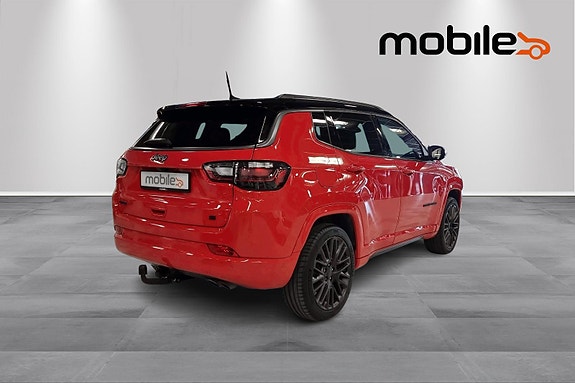 Jeep Compass 3 of 5