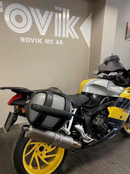 BMW K-1200 S 2 of 4