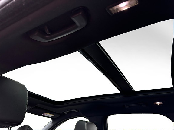 Jaguar F-PACE 19 of 23