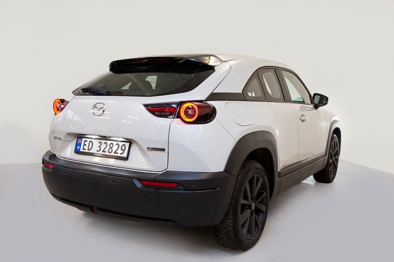 Mazda MX-30 4 of 17