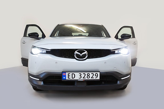 Mazda MX-30 6 of 17