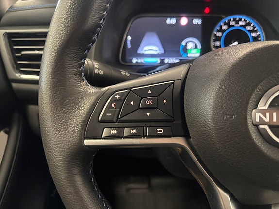 Nissan Leaf 18 of 19