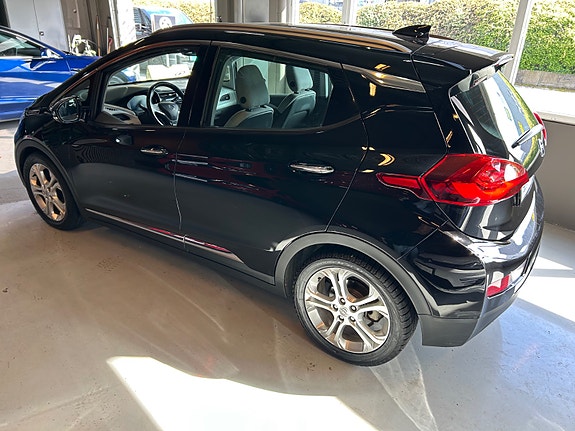 Opel Ampera 4 of 5