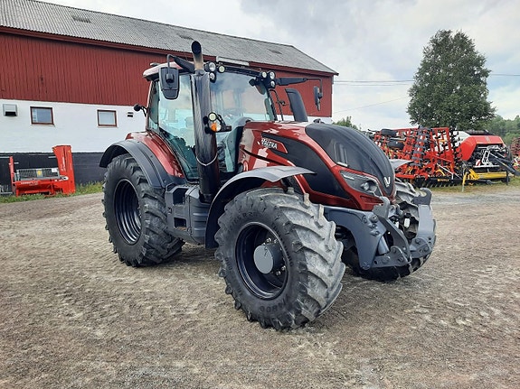 Valtra T234DST 2018, kr 739 000,-