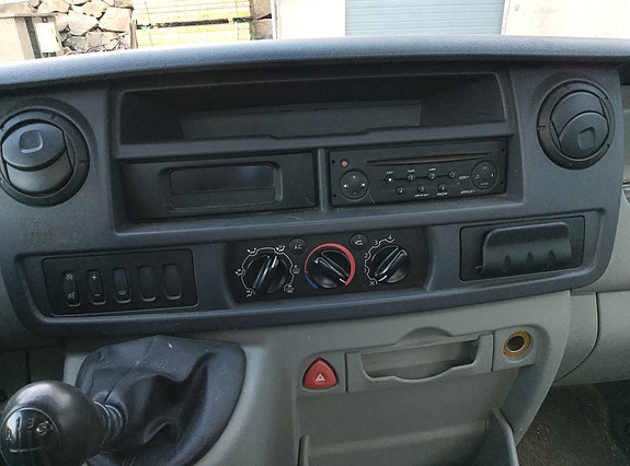 Renault Master 12 of 14