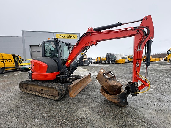Kubota U55-4
