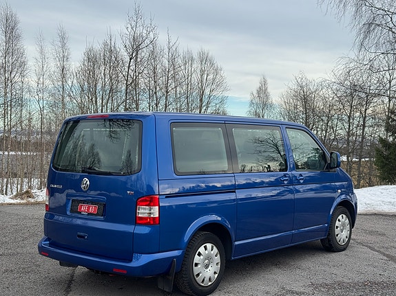 Volkswagen Caravelle 5 of 5