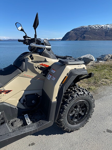 QJ Motor SFA 1000 Touring Deluxe 20 of 21