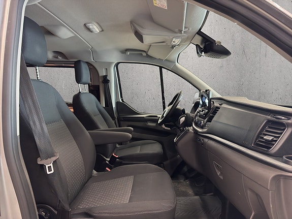 Ford Transit Custom 9 of 30