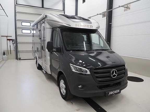 Hymer B 580 MC - Hydrauliske støttebein - Alde varmer.