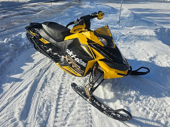 Ski-doo MXZ X-RS 600 E-TEC