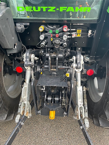 Deutz Fahr 5080 D Keyline 9 of 12