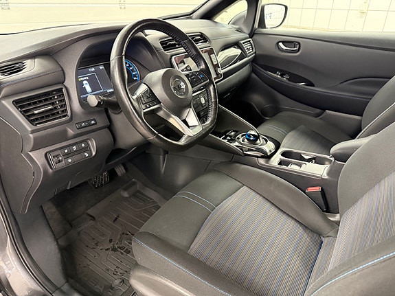 Nissan Leaf 16 of 27