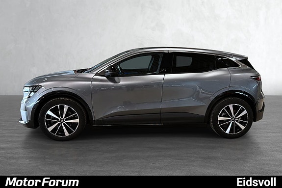 Denne fine Renault Meganen kan bli din for kun kr 2765,- pr mnd med 106.715,- i egenkapital. Løpetid 10 år.