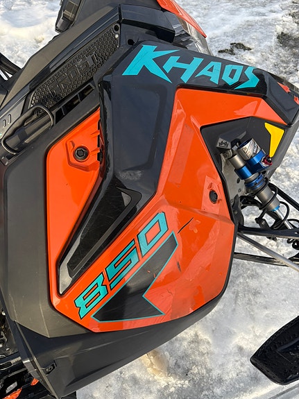 Polaris 850 RMK Khaos Slash 10 of 13