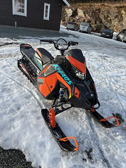 Polaris 850 RMK Khaos Slash 3 of 13