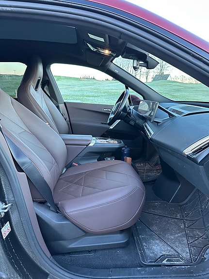 BMW iX 7 of 10