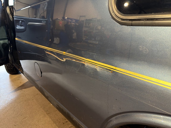 Chevrolet Express 29 of 30