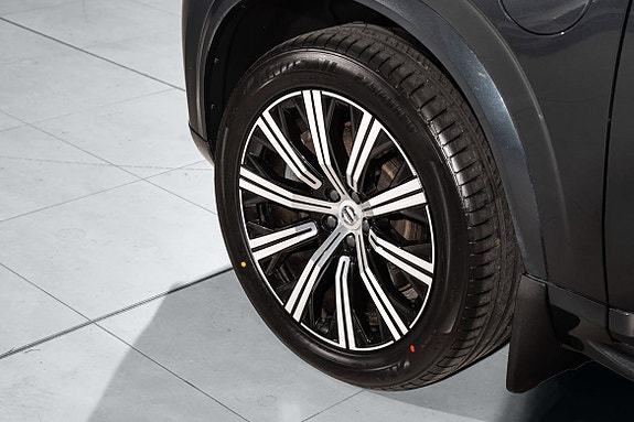 Volvo XC90 29 of 30