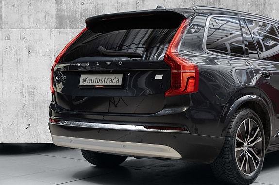 Volvo XC90 7 of 30