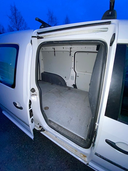 Volkswagen Caddy Maxi 9 of 20