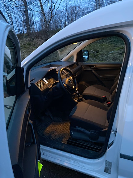 Volkswagen Caddy Maxi 14 of 20