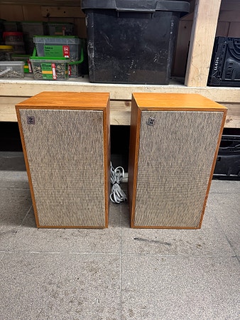 Retro Expert høyttalere i teak – vintage stereo høyttalere