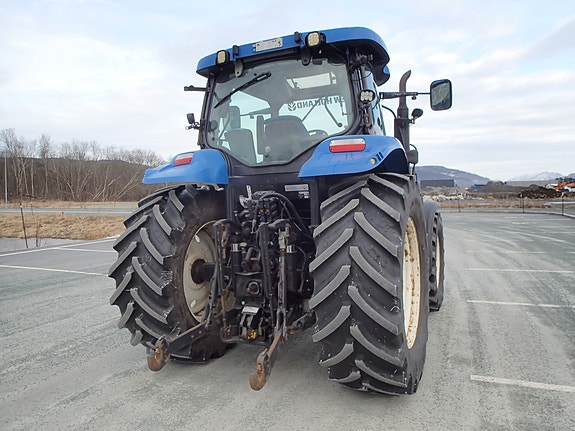 New Holland T6040 Elite 12 of 30