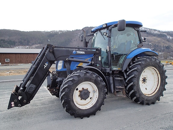 New Holland T6040 Elite 3 of 30