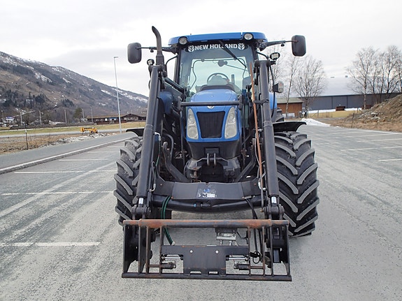 New Holland T6040 Elite 6 of 30