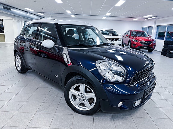 MINI Cooper S 3 of 5