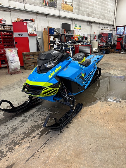 Ski-doo Summit X 850 E-TEC