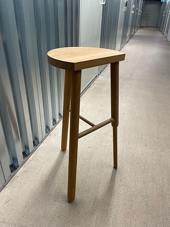 2 stk barkrakker i massivt eik