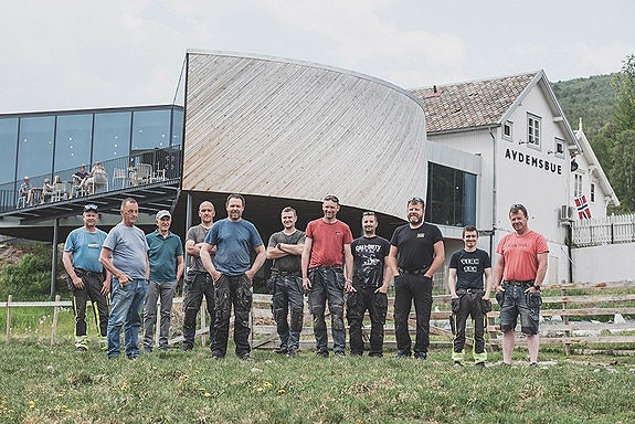 Bli med på laget vårt – med godt arbeidsmiljø og høy faglig kompetanse.