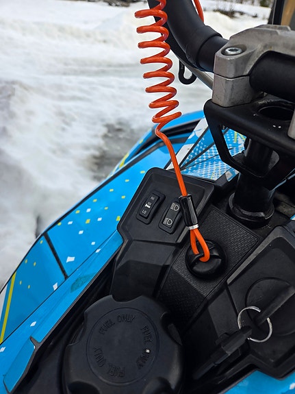 Polaris 850 RMK Khaos Slash 146 10 of 17
