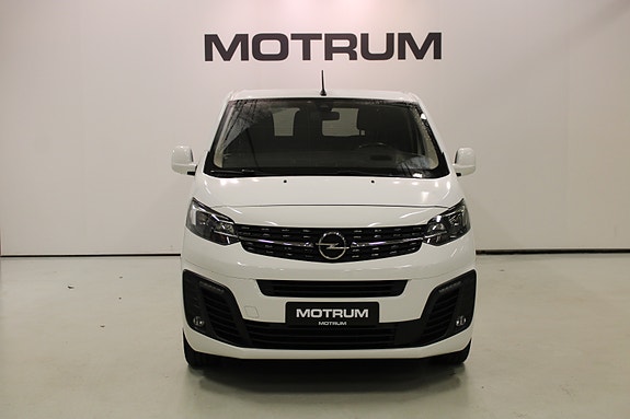 Opel Vivaro 2 of 5