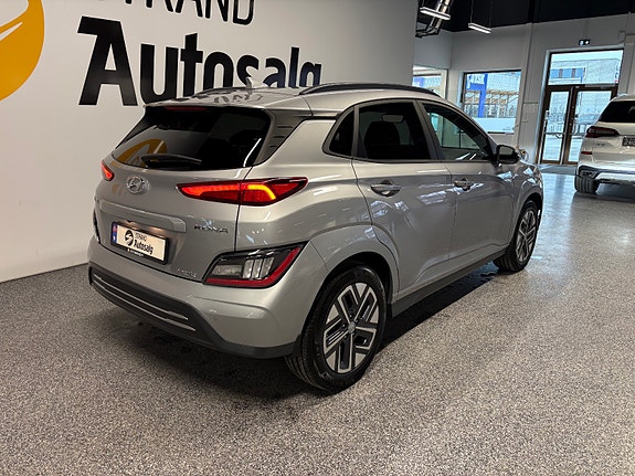 Hyundai Kona 4 of 5