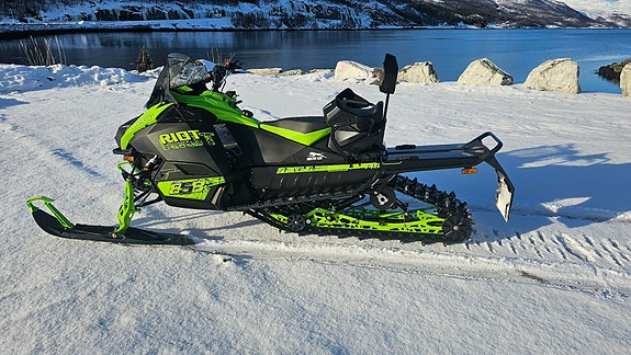 Arctic-cat Riot 858 10 of 10