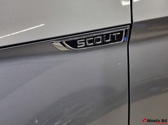 Skoda SUPERB SCOUT 200HK-4x4-AUT-WEBASTO-KROK-CANTON 8 of 30