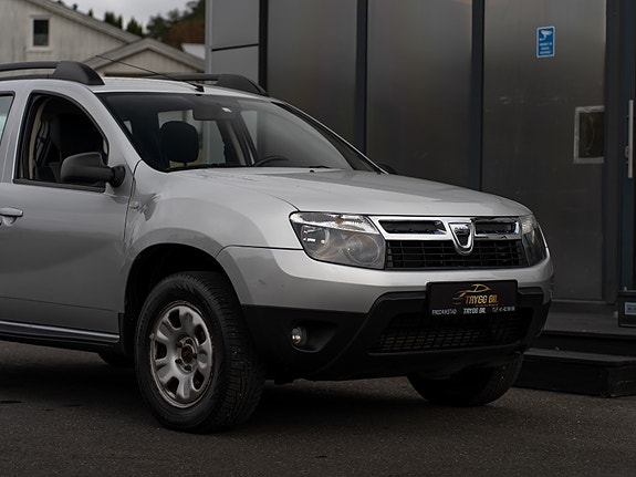 Dacia Duster 6 of 30