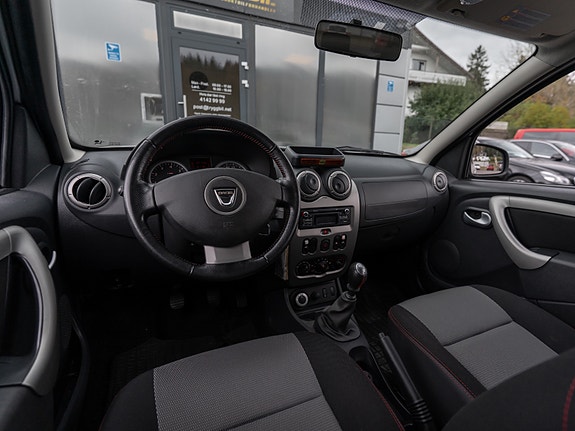 Dacia Duster 18 of 30