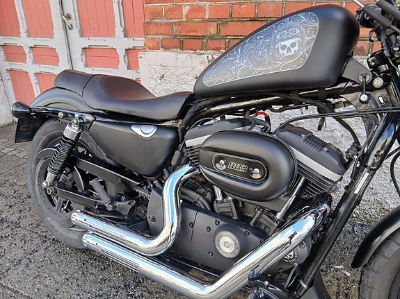 Harley-Davidson XL 883N Iron 6 of 9