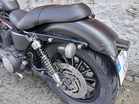 Harley-Davidson XL 883N Iron 8 of 9