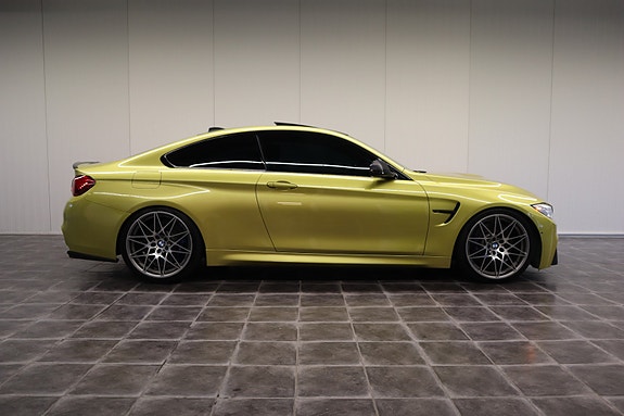 BMW M4 5 of 5